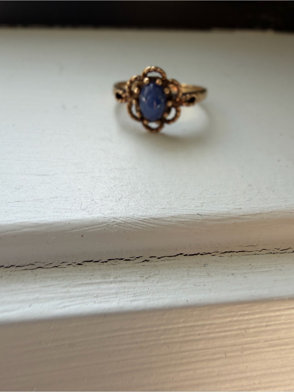 Vintage Blue Star Sapphire Cabochon Gold Ring - Picture 3 of 5